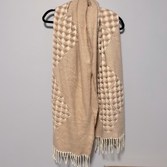 Accessories - Blush Pink and White Tassel Fringe Scarf Shawl Diamond Pattern